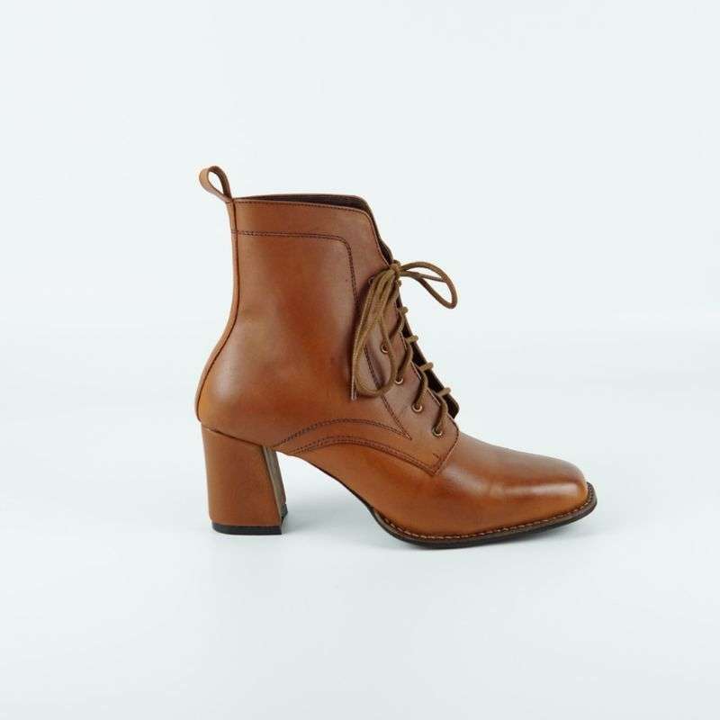 JUAL SEPATU BOOTS KULIT WANITA - JUAL SEPATU BOOTS KULIT WANITA