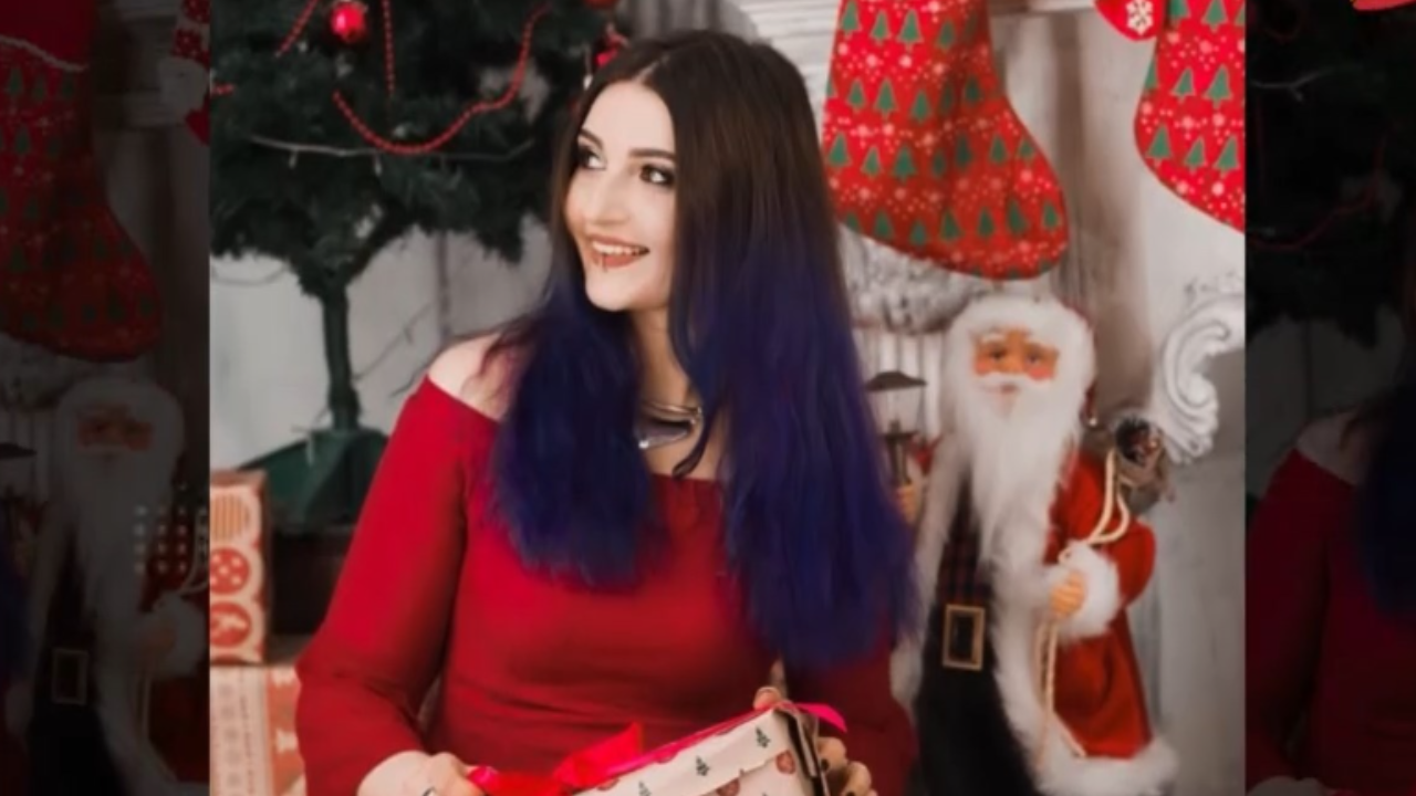 8 Pilihan Warna Outfit Yang Cocok Diandalkan Untuk Natal