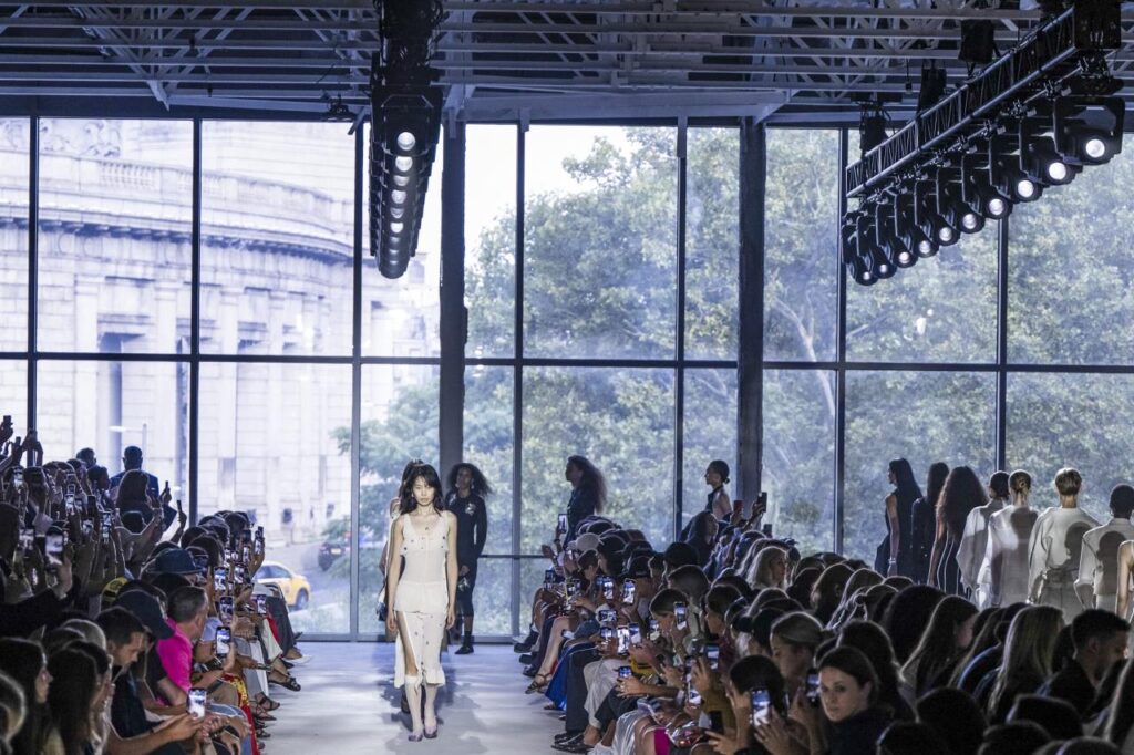 These Are the Chic Fashion Trends You'll See Absolutely Everywhere in 2024