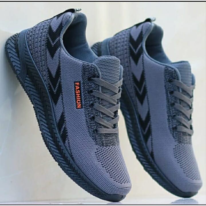 Sepatu fashion