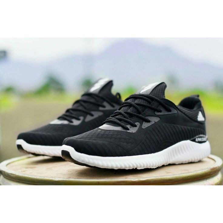 5 Rekomendasi Sepatu Putih Olahraga dari Brand Lokal, Bikin Kamu Tampil ... 5 Rekomendasi Sepatu Putih Olahraga dari Brand Lokal, Bikin Kamu Tampil ...