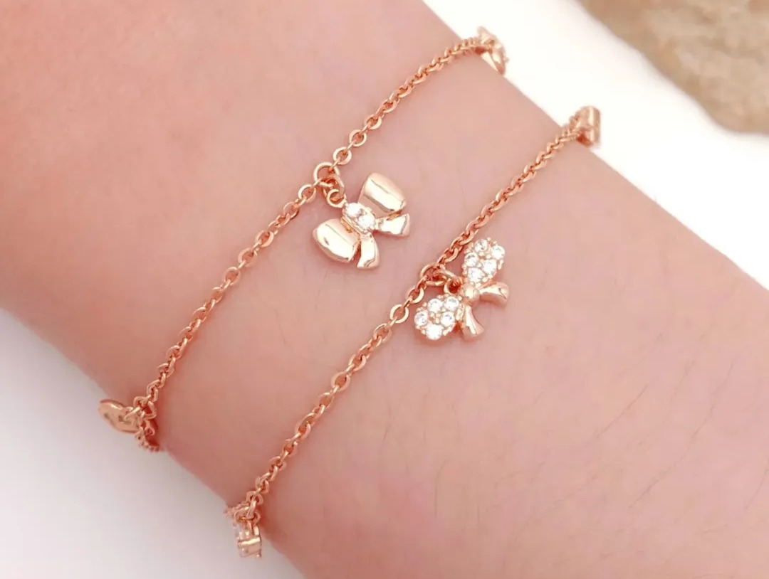 Trend Gelang 2025: Item Fashion yang Bikin Tampilanmu Makin Stylish ...