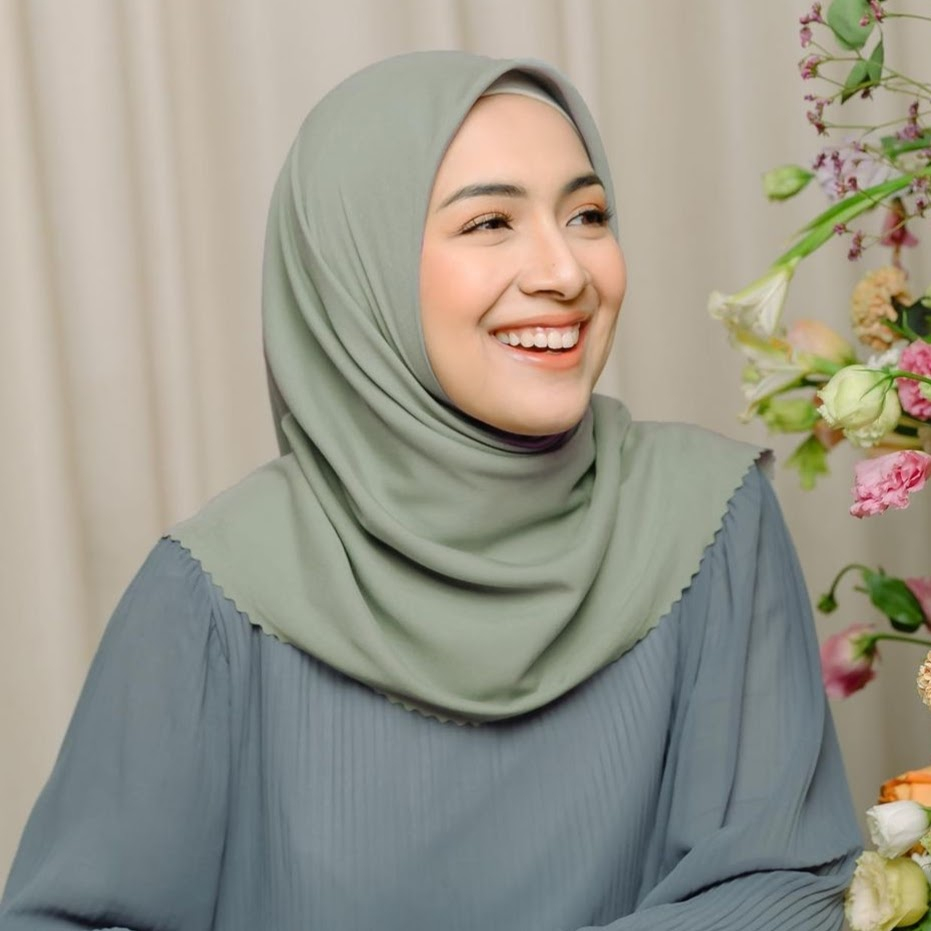 Jual Hijab Segi Empat Polos Laser Cut 115x115 cm - Basic Voal ... Jual Hijab Segi Empat Polos Laser Cut 115x115 cm - Basic Voal ...