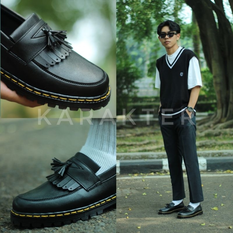 Sepatu hitam