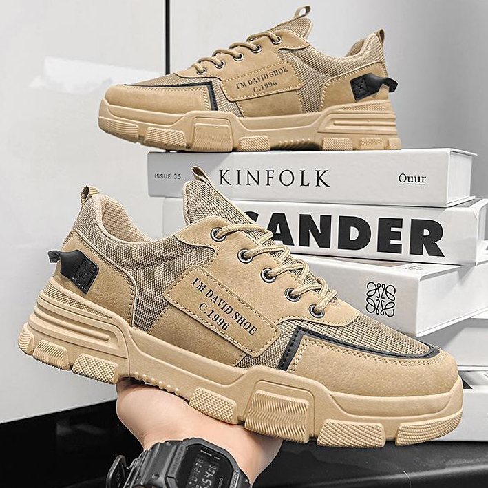 Sneakers pria