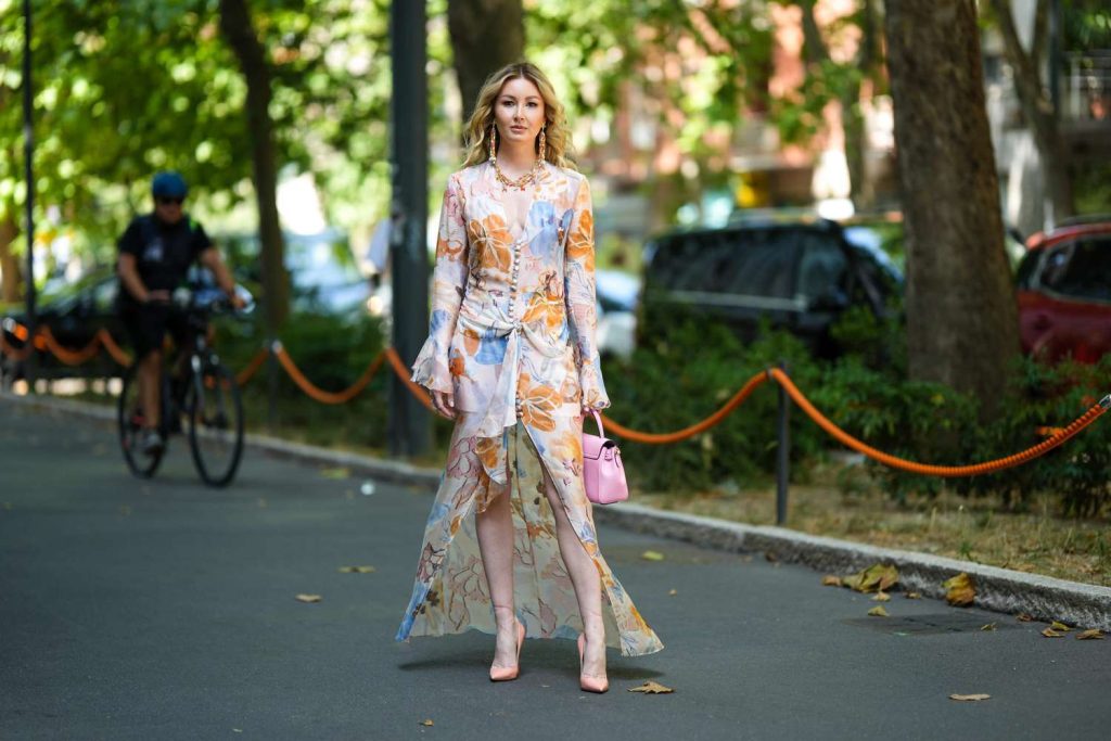 Mengintip Dunia Dress: Trend Terkini yang Menginspirasi – JejakBusana.com Mengintip Dunia Dress: Trend Terkini yang Menginspirasi – JejakBusana.com