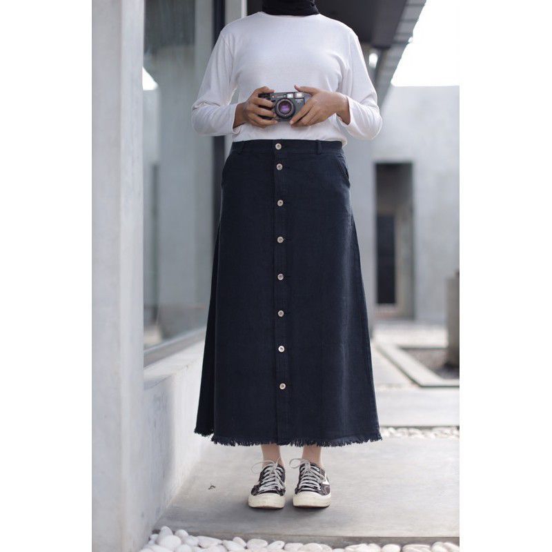 Jual Rok button rawis jeans panjang kancing Maxi skirt Rok denim ...
